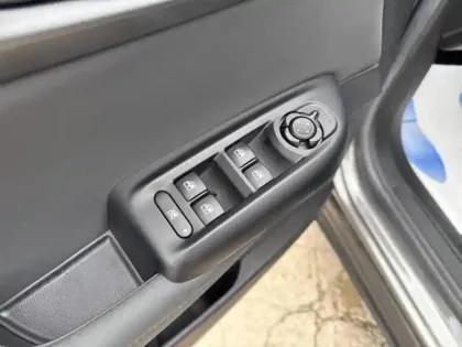 Photo 11 Alfa Romeo Tonale  1.3 PHEV 280ch Ti AT6 e-Q4