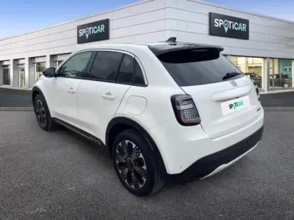 Photo 6 Fiat 600  1.2 Hybrid 100ch La Prima DCT6