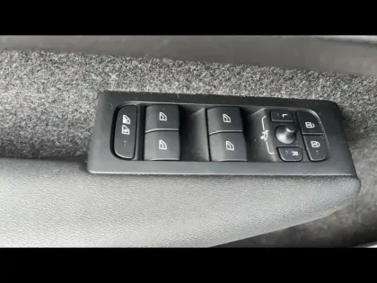 Photo 10 Volvo Xc40  B3 163ch Ultra DCT 7