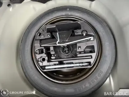 Photo 11 Peugeot 208  1.2 Hybrid 110ch Envy e-DCS6