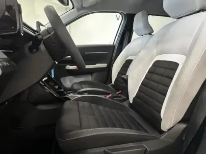 Photo 9 Citroën C3 Aircross  1.2 Hybride 145ch MAX