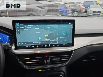 Photo 6 Ford Focus  1.0 Flexifuel mHEV 125ch Titanium X Business Powershift