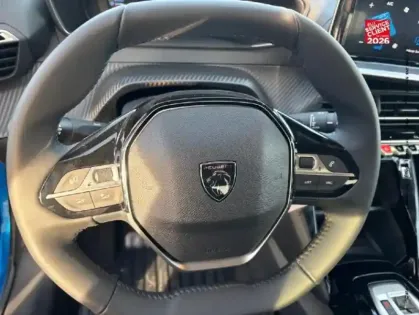 Photo 11 Peugeot 208  1.2 Hybrid 100ch Allure e-DCS6