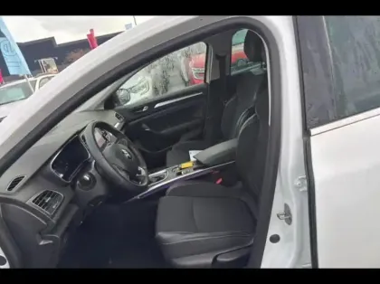 Photo 9 Renault Megane  1.3 TCe 140ch Techno EDC -23