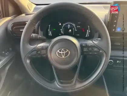 Photo 11 Toyota Yaris  116h Design 5p MY25