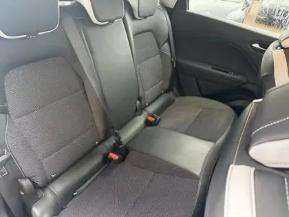 Photo 11 Renault Captur  1.3 TCe 130ch FAP Intens EDC