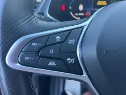 Photo 13 Renault Captur  1.6 E-Tech hybride 145ch Engineered