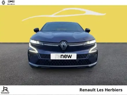 Photo 8 Renault Megane  E-Tech Electric 220ch Techno autonomie confort -24