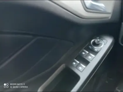 Photo 14 Ford Focus  1.0 Flexifuel mHEV 125ch Titanium X Business Powershift