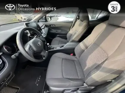 Photo 10 Toyota C-HR  1.8 Hybride 122ch Dynamic E-CVT