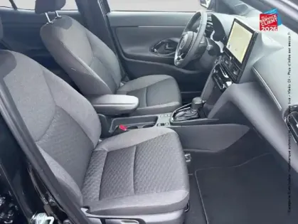 Photo 19 Toyota Yaris  Cross 116h Design MY25