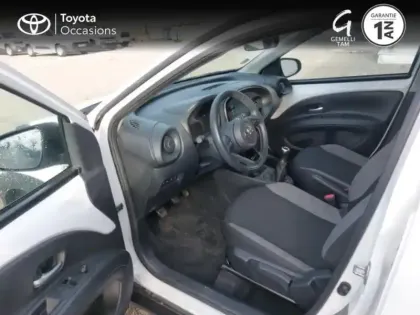 Photo 10 Toyota Aygo  X 1.0 VVT-i 72ch Dynamic