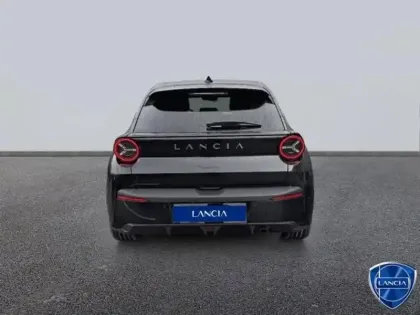 Photo 35 Lancia Ypsilon  1.2 Ibrida 110ch HF Line eDCT6