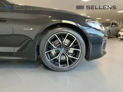 Photo 8 BMW Serie 5 Série 5 Touring 530eA 292ch M Sport Steptronic 10cv