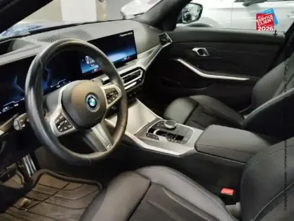 Photo 14 BMW Serie 3 Série 3 320eA 204ch M Sport