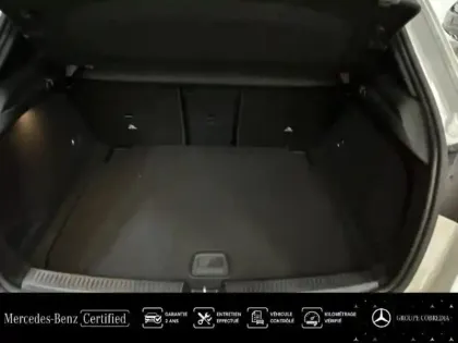 Photo 11 Mercedes Classe A  180 d 116ch AMG Line 8G-DCT