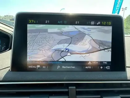 Photo 14 Peugeot 3008  HYBRID 225ch Allure e-EAT8 10cv