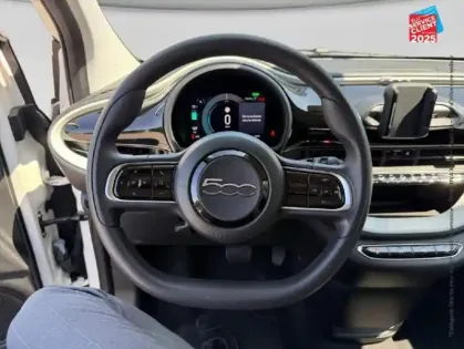 Photo 11 Fiat 500  e 95ch Action