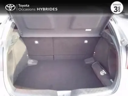 Photo 9 Toyota C-HR  122h Design 2WD E-CVT RC18