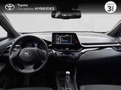Photo 7 Toyota C-HR  1.8 Hybride 122ch Dynamic Ultimate E-CVT