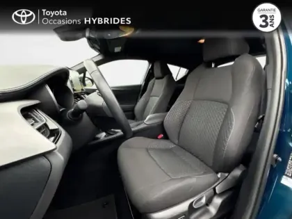 Photo 10 Toyota C-HR  1.8 Hybride 122ch Dynamic Ultimate E-CVT