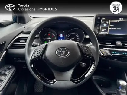 Photo 12 Toyota C-HR  1.8 Hybride 122ch Dynamic Ultimate E-CVT