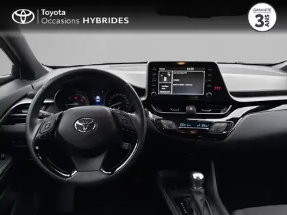 Photo 8 Toyota C-HR  1.8 Hybride 122ch Dynamic Ultimate E-CVT