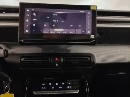 Photo 14 Citroën C3 Aircross  1.2 Hybride 145ch MAX