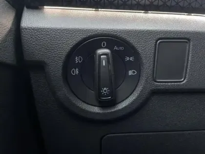 Photo 13 Volkswagen T-cross  1.0 TSI 110ch R-Line Tech DSG7