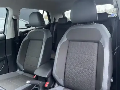 Photo 11 Volkswagen T-cross  1.0 TSI 110ch R-Line Tech DSG7