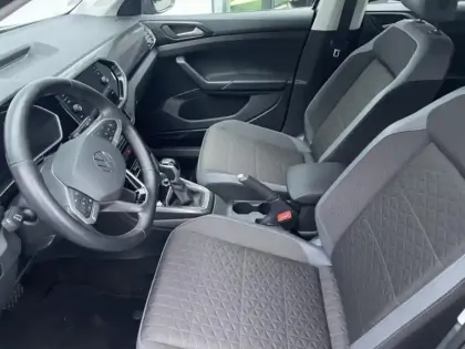 Photo 10 Volkswagen T-cross  1.0 TSI 110ch R-Line Tech DSG7