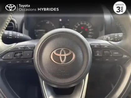 Photo 12 Toyota Yaris  116h Dynamic 5p MC24