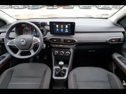 Photo 8 Dacia Sandero  1.0 TCe 90ch Stepway Expression