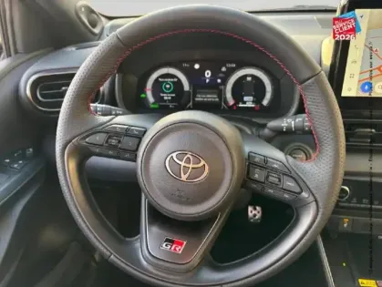 Photo 11 Toyota Yaris  130h GR Sport 5p MY25