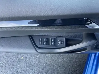 Photo 13 Skoda Octavia  Combi 2.0 TDI SCR 150ch Sportline DSG7