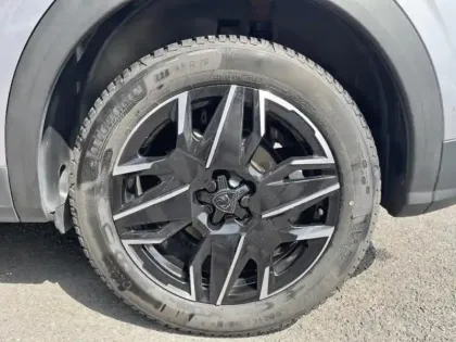 Photo 6 Peugeot 3008  1.2 Hybrid 145ch Allure e-DCS6