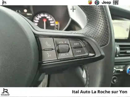 Photo 14 Alfa Romeo Giulia  2.0 TB 200ch Sprint AT8 MY22