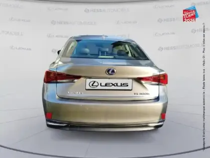 Photo 6 Lexus Is  300h Luxe Euro6d-T