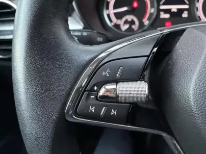 Photo 12 Skoda Fabia  1.0 MPI 80ch Ambition