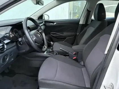 Photo 7 Skoda Fabia  1.0 MPI 80ch Ambition