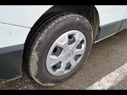 Photo 12 Renault Trafic Gén. III (J82) Ph3 Zen 4