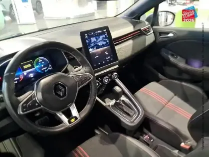 Photo 14 Renault Clio  1.6 E-Tech hybride 145ch RS Line