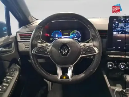 Photo 11 Renault Clio  1.6 E-Tech hybride 145ch RS Line