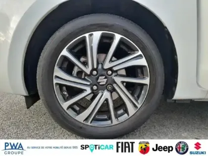 Photo 10 Suzuki Swift  1.2 Dualjet Hybrid 83ch Pack