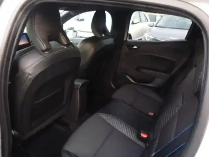 Photo 13 Renault Clio  1.6 E-Tech 145ch full hybrid esprit Alpine