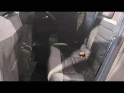 Photo 13 Citroën C4  PureTech 130ch S&S Shine EAT8