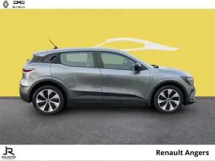 Photo 13 Renault Megane  E-Tech Electric EV60 130ch Evolution ER super charge