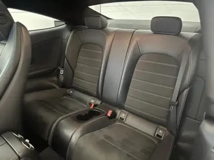 Photo 14 Mercedes Classe C  Coupé 220 d 194ch AMG Line 9G-Tronic 10cv