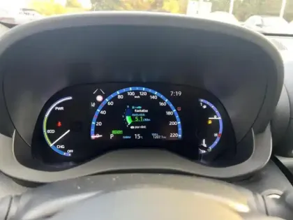 Photo 14 Toyota Yaris  Cross 116h Trail MY22