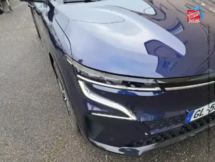 Photo 12 Renault Megane  E-Tech Electric EV60 220ch Iconic super charge